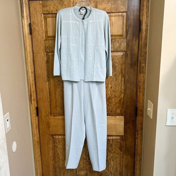 Alfred Dunner‎ Petite Cardigan Embellished Silvery Blue Sz PS EUC - Picture 10 of 10